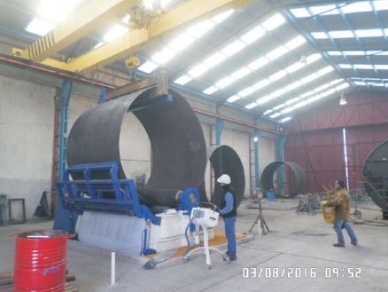 Fabricación histórica de tanques en un taller de El Maipuense